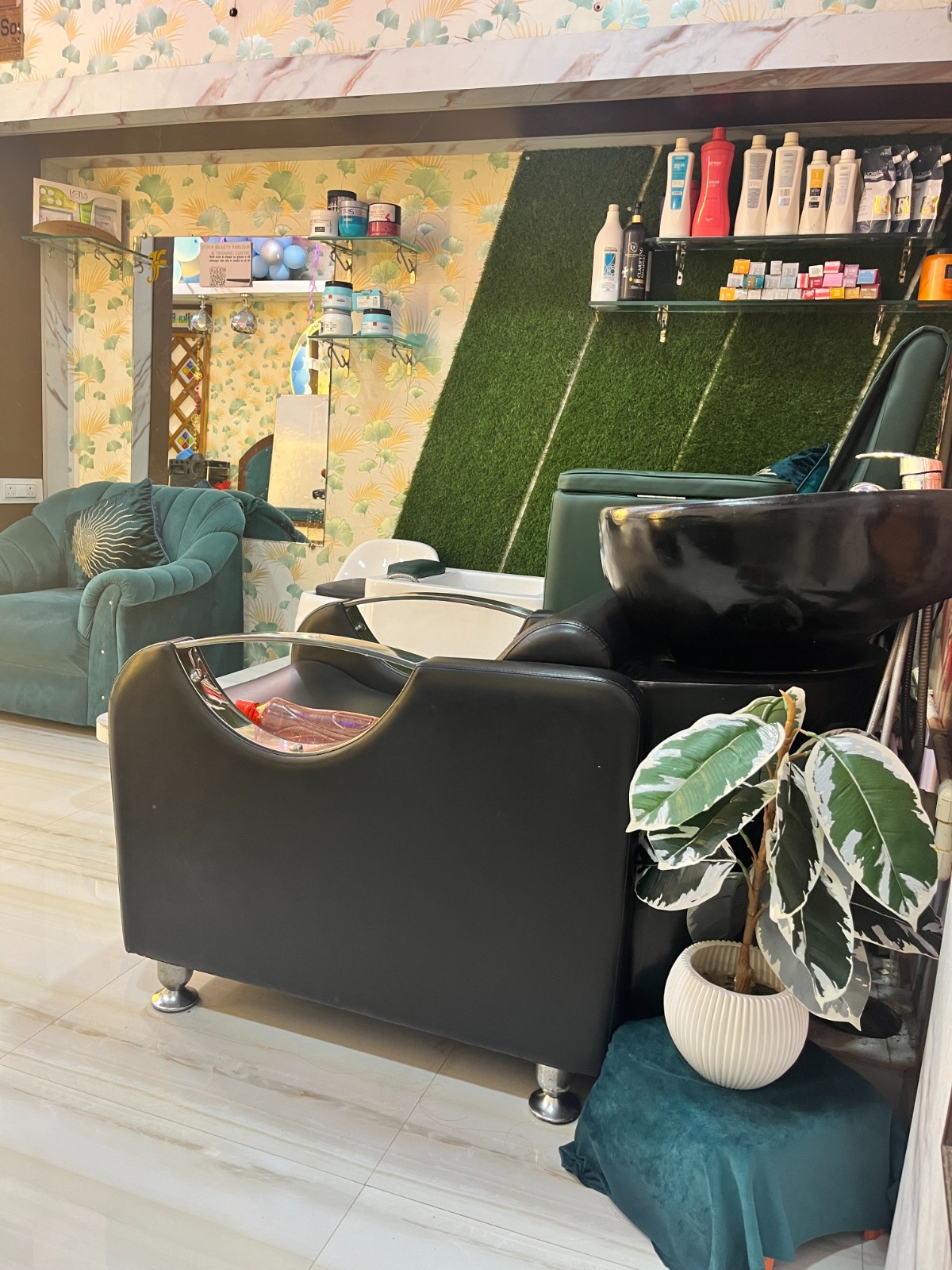 Beauty Parlour & Salon